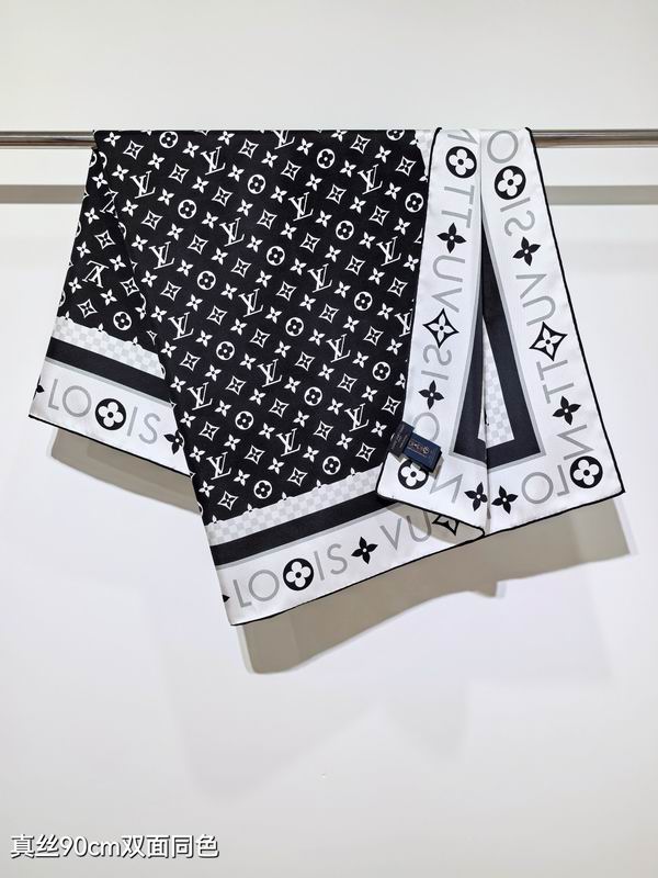LV silk scarf 90X90cm E051747